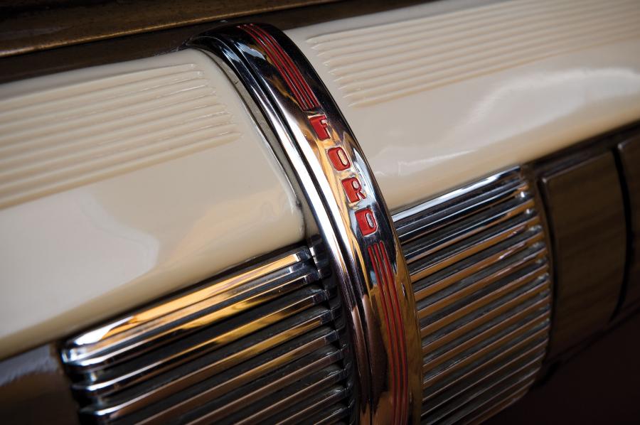  Ford Super DeLuxe Station Wagon 1941 года  (фото 4 из 10)
